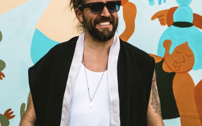 Ollie Mundy Signs Off 2025 With Emotive New Single ‘Home’