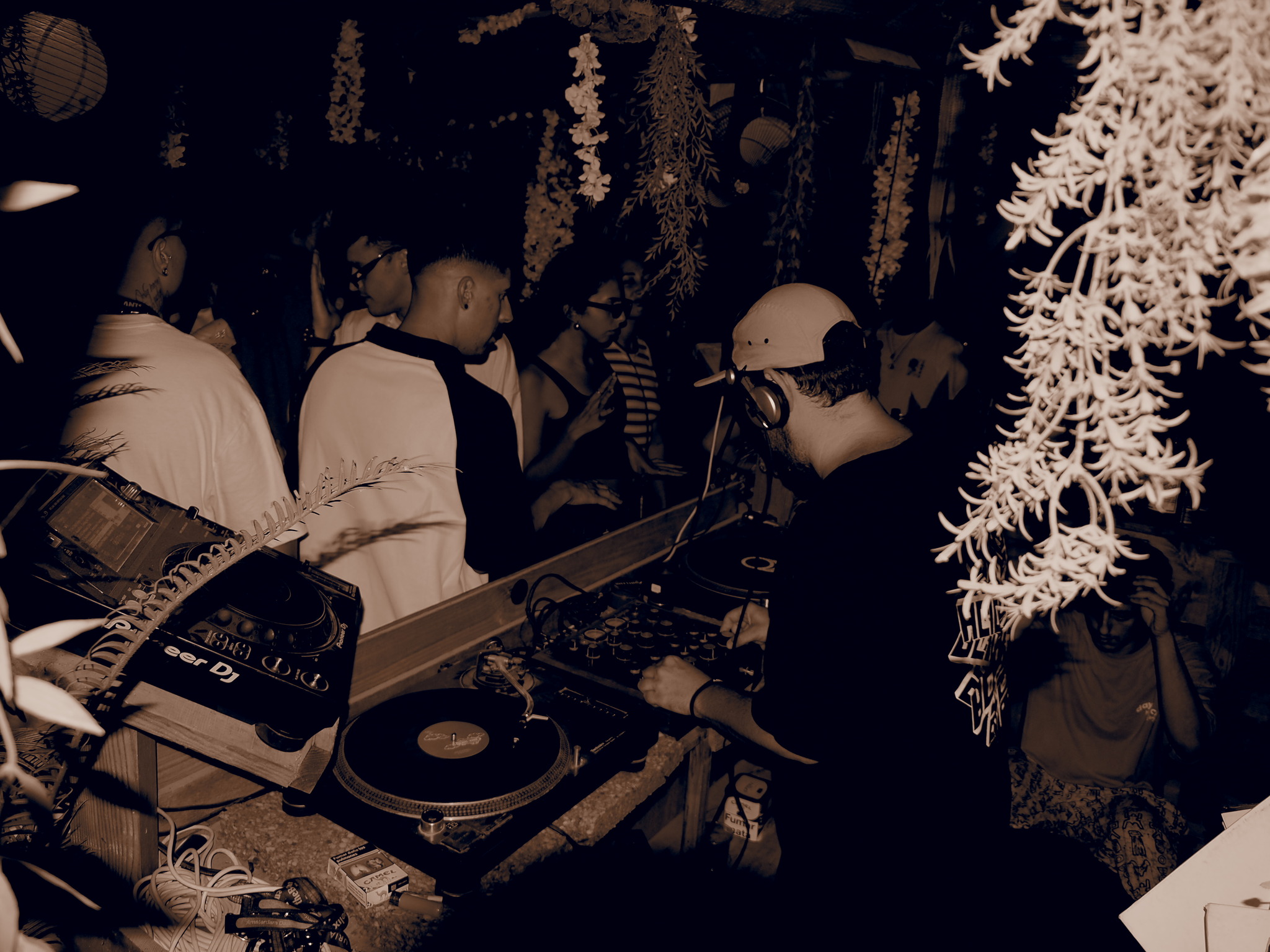 SOUVENIR IBIZA presents a new boutique festival combining electronic music, gastronomy, art & Mediterranean culture – Electric Mode SOUVENIR IBIZA presents a new boutique festival combining electronic music, gastronomy, art & Mediterranean culture – Electric Mode